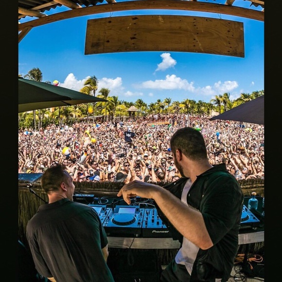 Meet your Posher, Michele - Picture 2 of 3